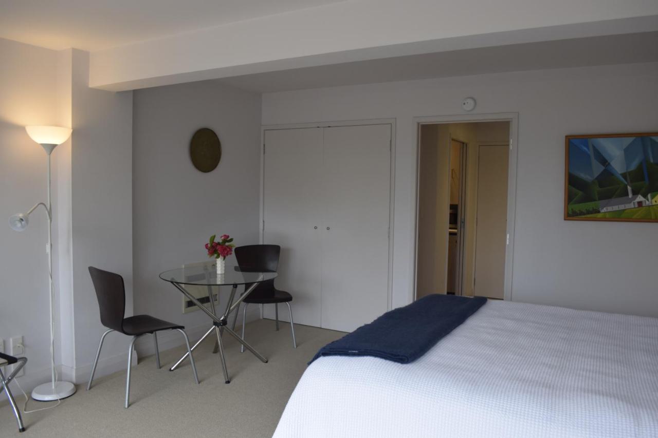 The Sails Apartment Ръсел Екстериор снимка